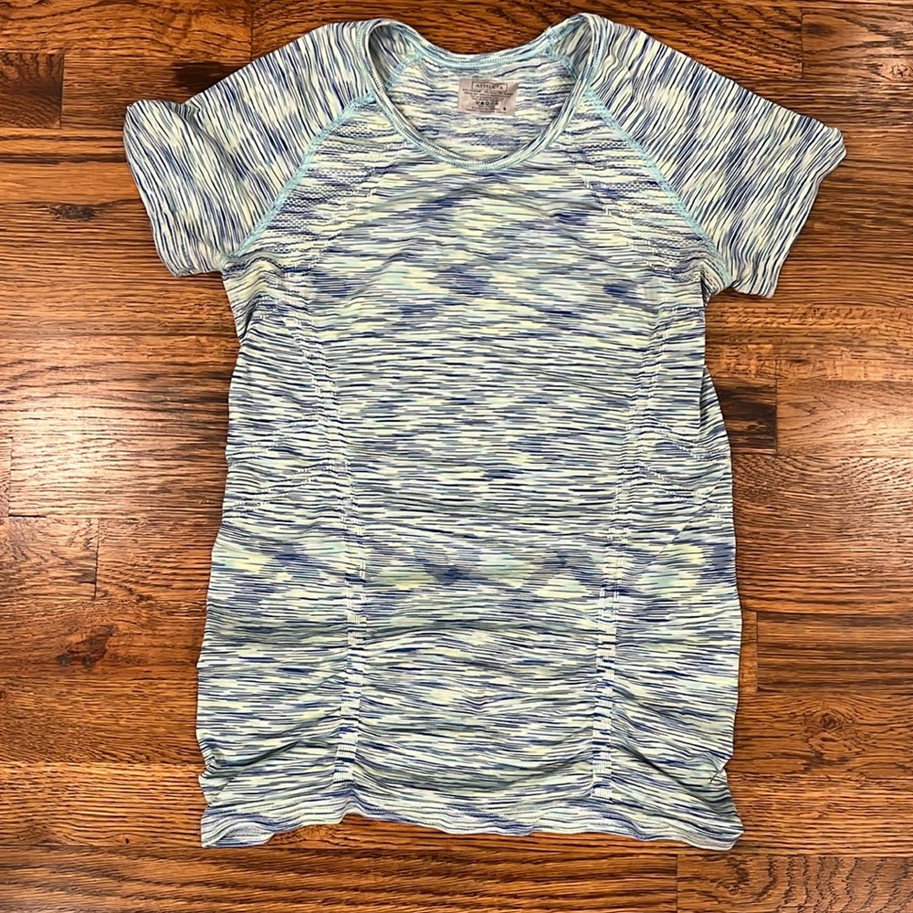 Athleta Short Sleeve Athletic Top Small